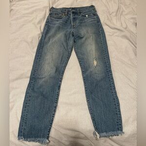 Levi’s wedgie size 26